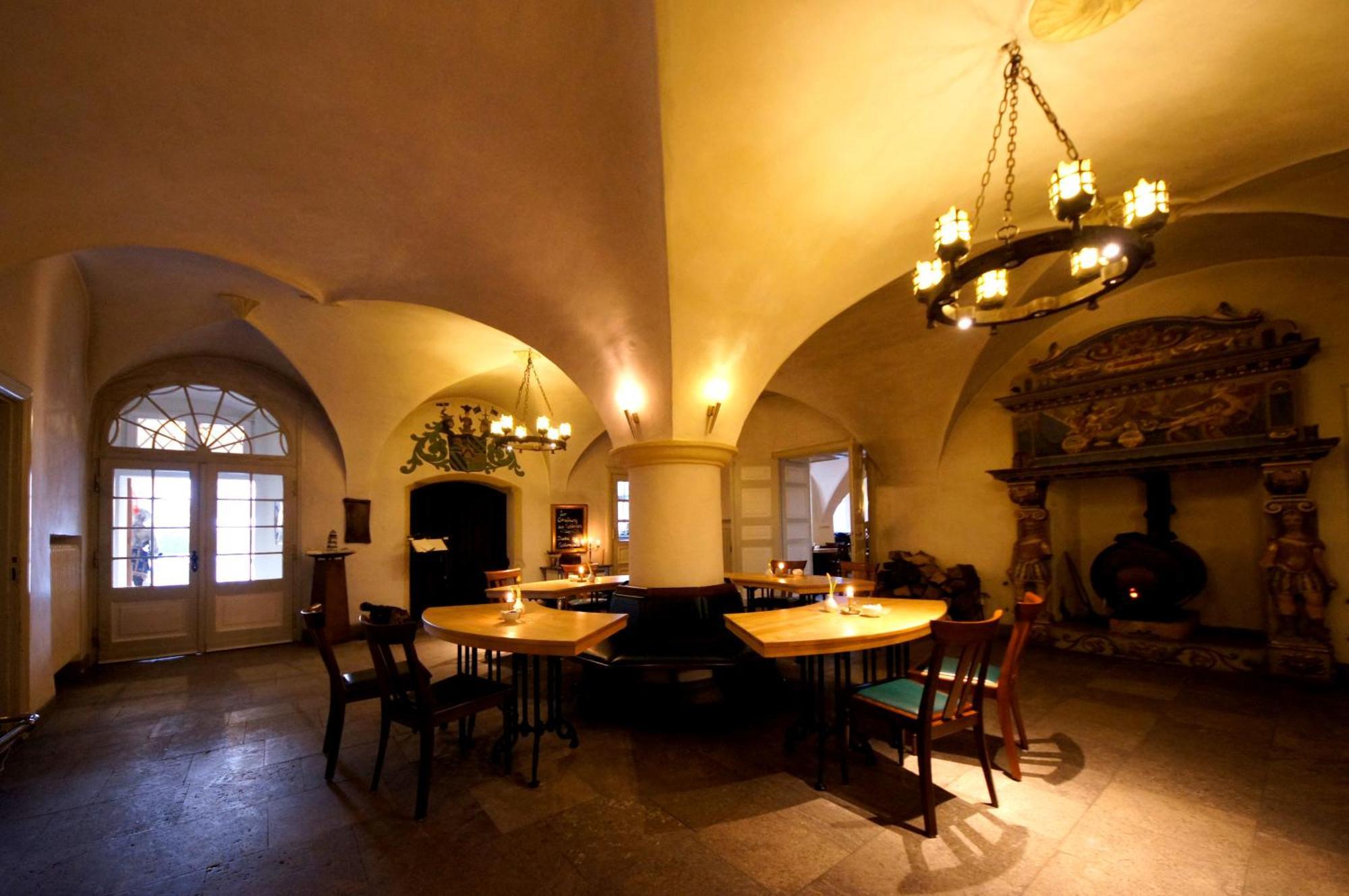 Hotel Wasserschloss Mellenthin Buitenkant foto